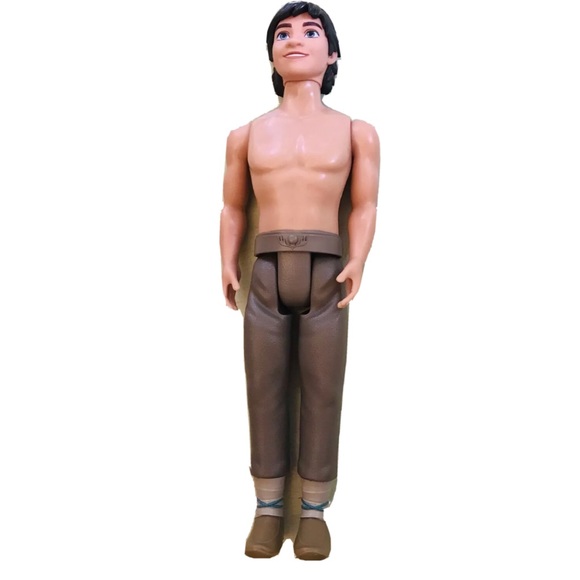 Ryder Fashion Doll Frozen II Retired To Dress Sámi - Picture 2 of 5